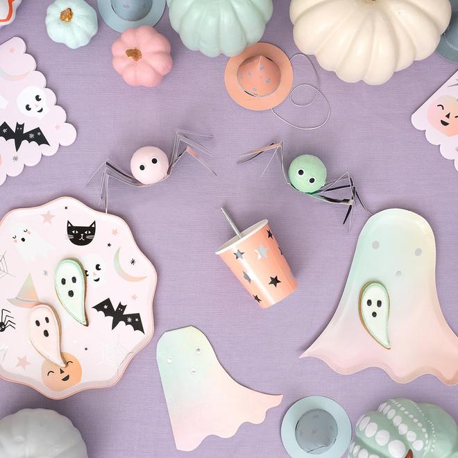 Pastel Halloween Ghost Plates