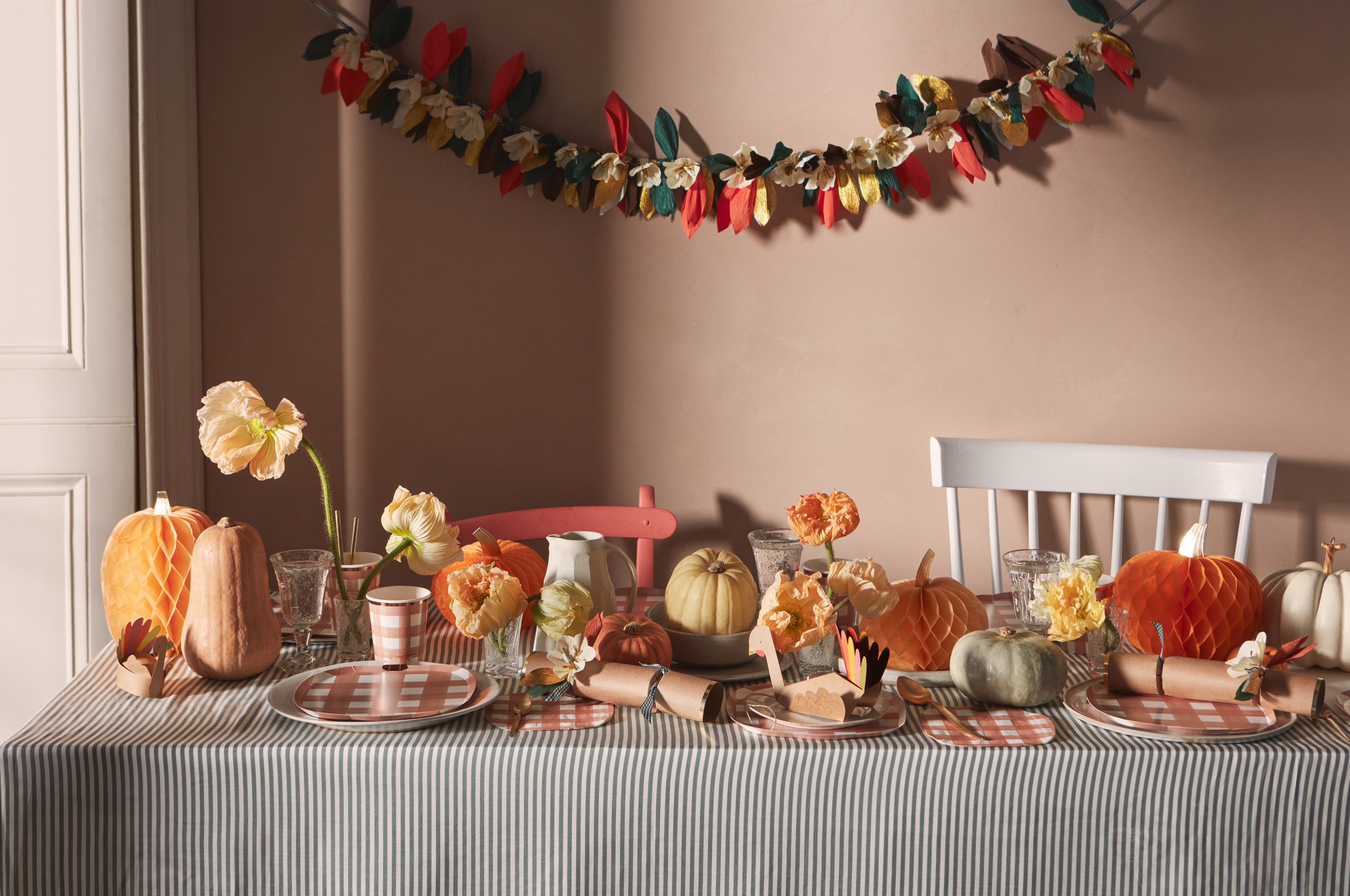 Gingham Pumpkin Plates (x 8)