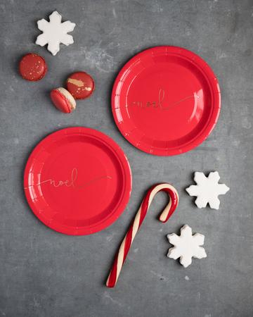 Red Noel Plates