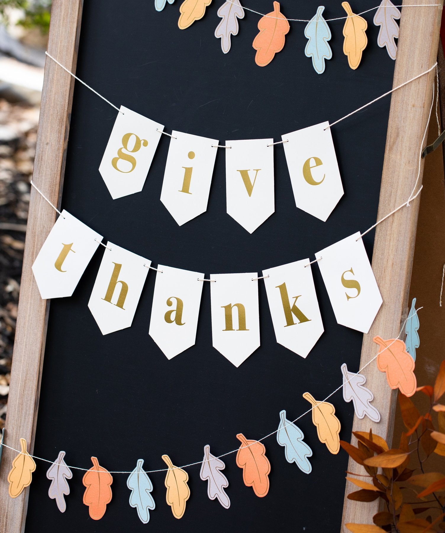 Give Thanks & Leaves Banner Set